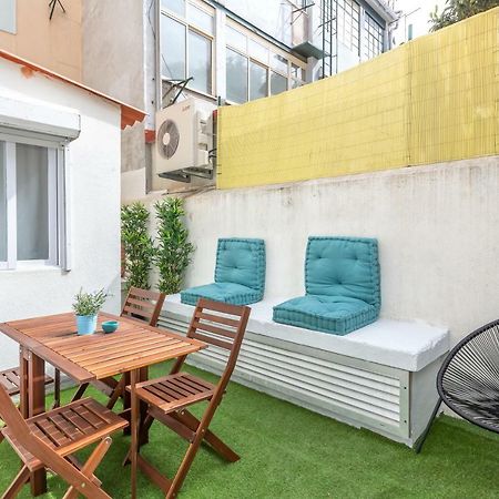 Sunny Apartment With Patio, By Timecooler Lisbon Bagian luar foto